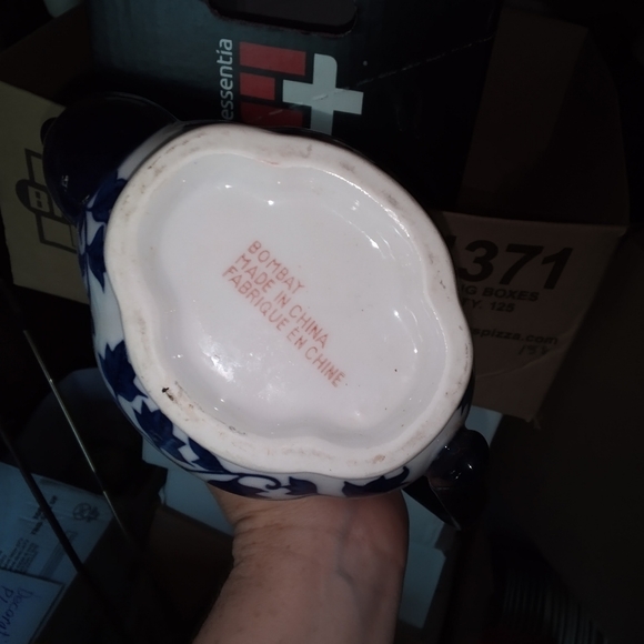 Ceramic Bombay tea pot - Picture 2 of 3